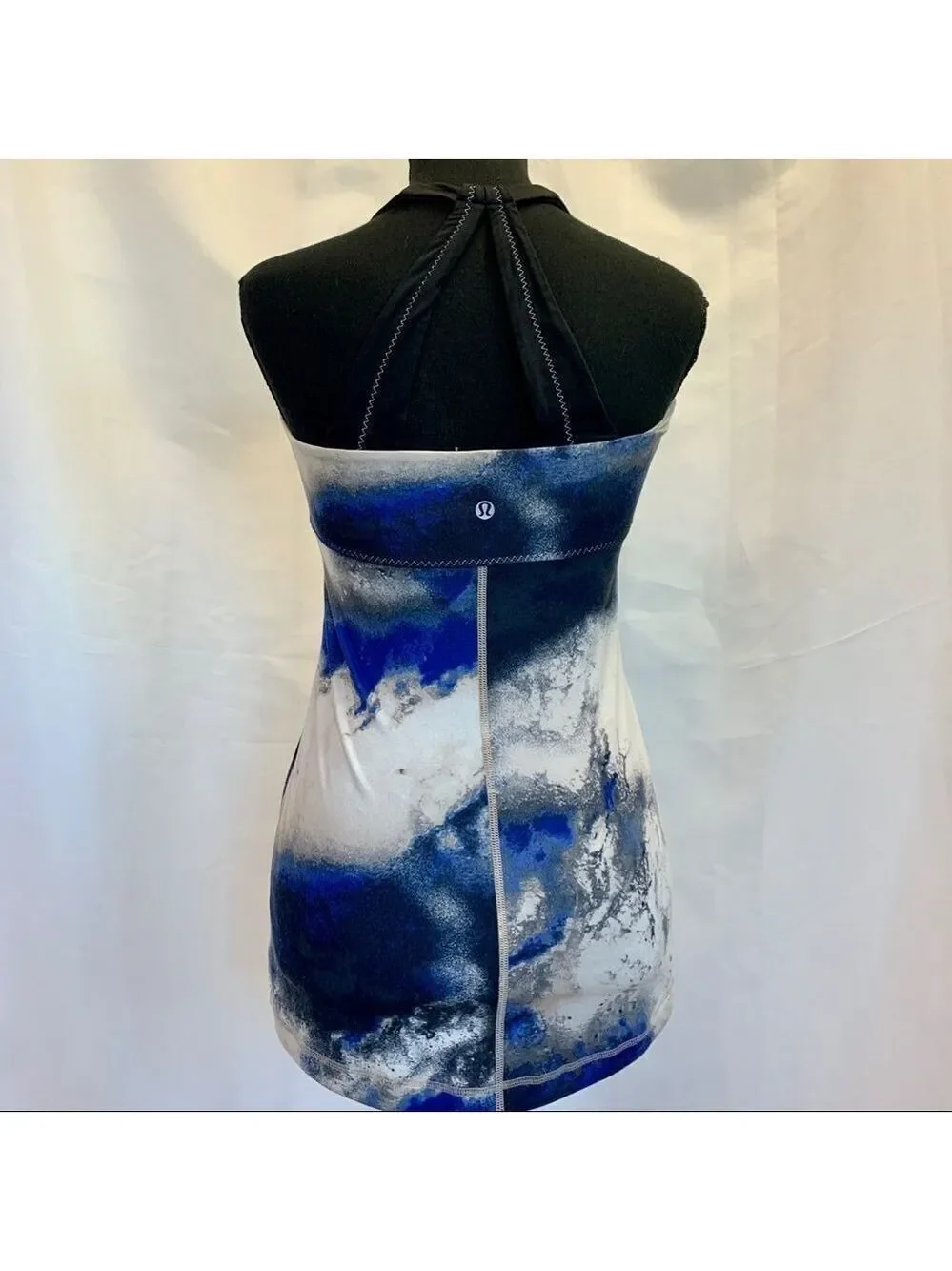 Lululemon scoop me up tank in Milky Way blue and black Sz 6